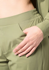 Pantalon léger en tissu technique stretch New Travel - Vert Militaire - Military | Oroblù