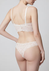 Slip Brasiliano in Pizzo Elasticizzato Lacewear - Beige Seta - Silk | Oroblù