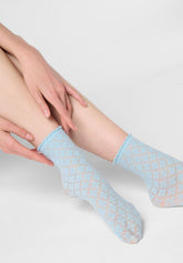 Halbtransparente Socke mit Makramé-Spitzenoptik - Himmelblau 8 - Sky 8 | Oroblù