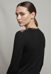 Maglia Carré in Pizzo Manica Lunga in Modal e Cashmere Perfect Line Cashmere Lace - Nero - Black | Oroblù